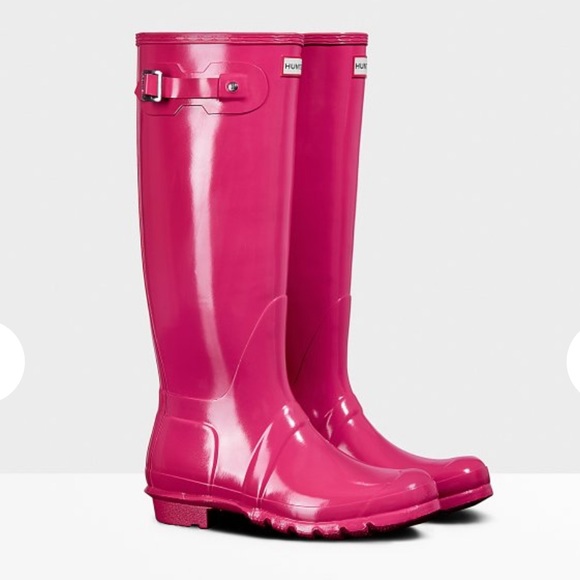 Hunter Orig. Tall Gloss Rain Boot- like brand new!